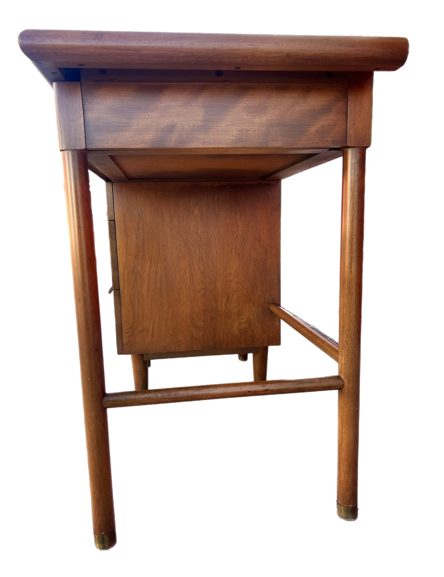 Furniture Guild of California Mid-Cenury Desk | Single Pedestal Desk
